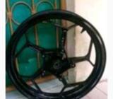 Velg ninja 250fi beserta ban batlax, dan swing arm ninja 250 fi - Bandar Lampung Kota - Motor