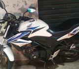 Jual santai cb150r 2014 - Jakarta Timur - Motor Bekas