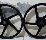 Dijual Velek V. Rossi Conrad balok 5 - Jakarta Barat - Motor