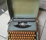 Jual mesin tik jadul vintage BROTHER buat display aja yv minat wa aja - Jakarta Selatan - Kantor & I