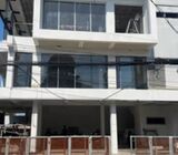 Luxury Building Raya Mulyosari Surabaya